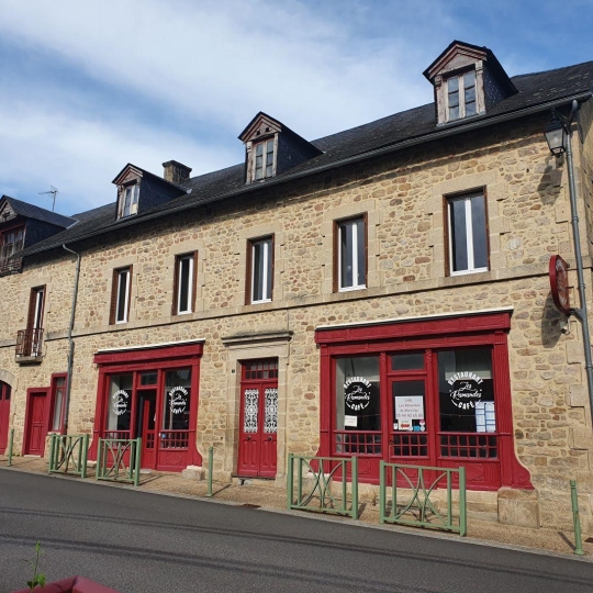 Annonces GLETONS : Local / Bureau | MARCILLAC-LA-CROISILLE (19320) | 370.00m2 | 320 600 € 