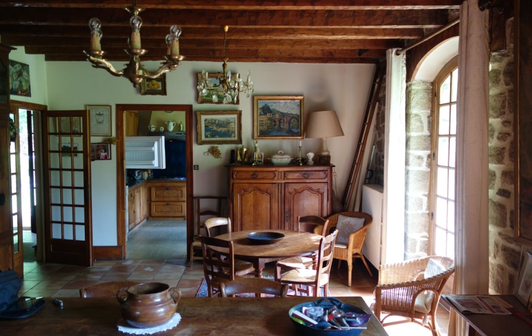 Annonces GLETONS : Maison / Villa | VITRAC-SUR-MONTANE (19800) | 167 m2 | 196 100 € 